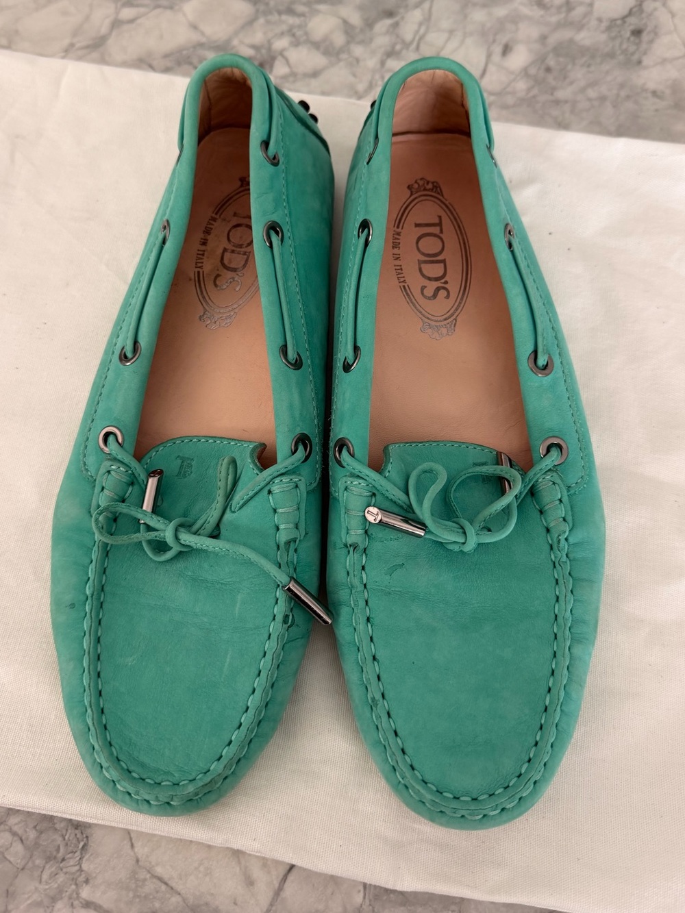 Tod’s Green Gommino Leather Loafer Size 39